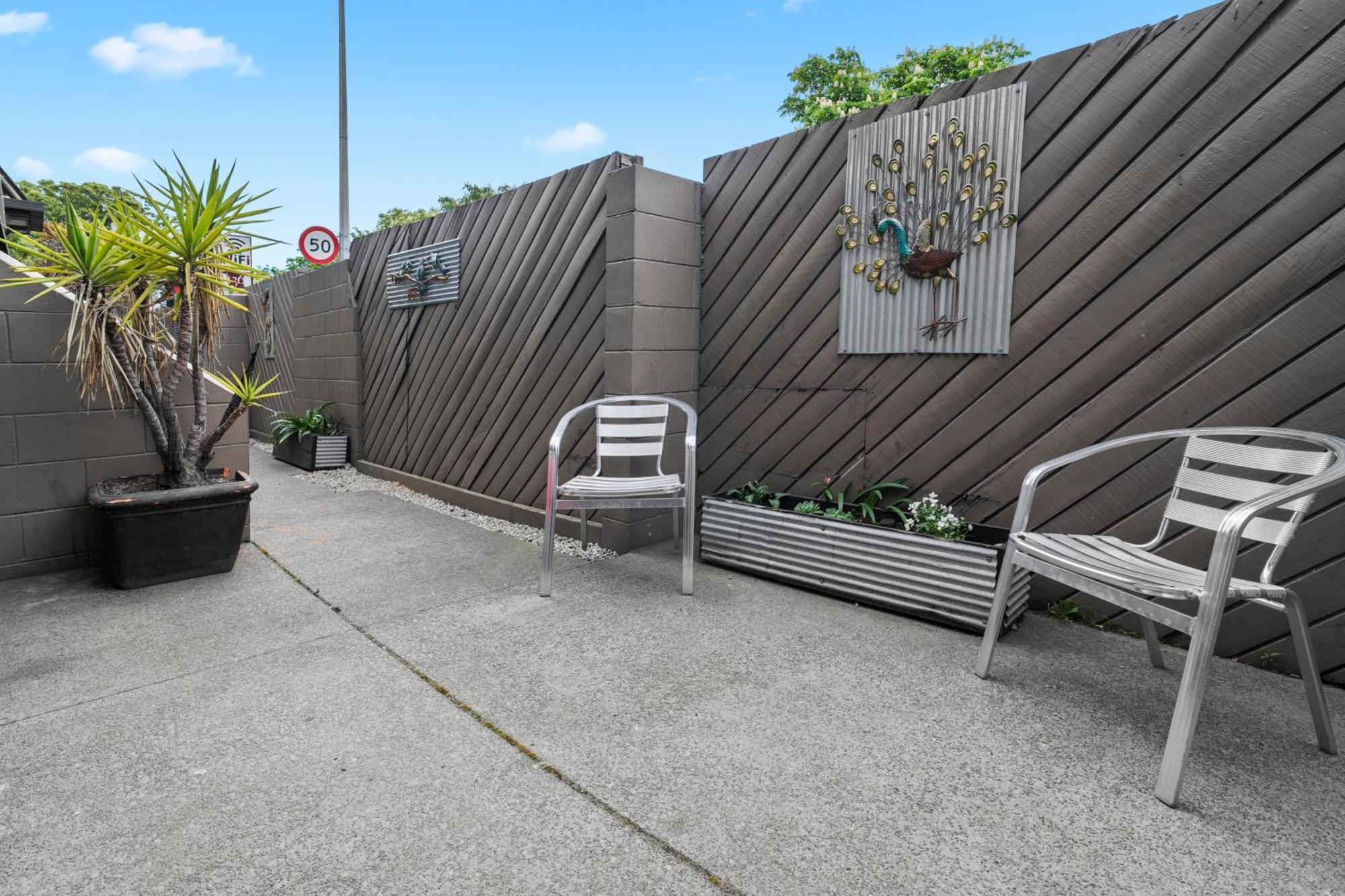 136 On Bealey Motel Christchurch Exterior foto